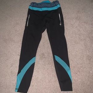 black and teal lulu lemon leggings